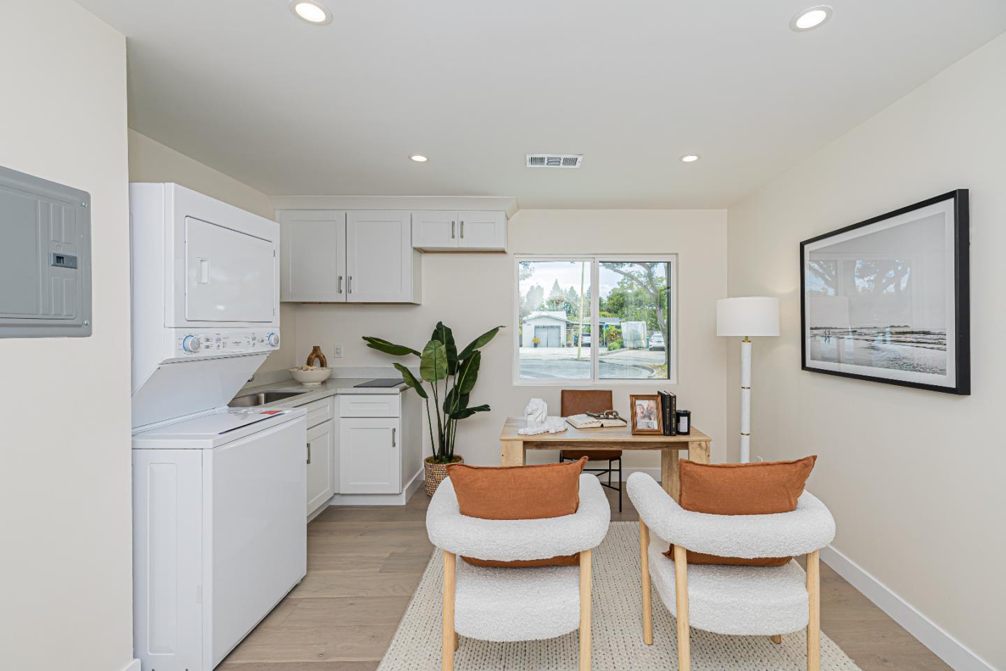 2516 Parkland Court