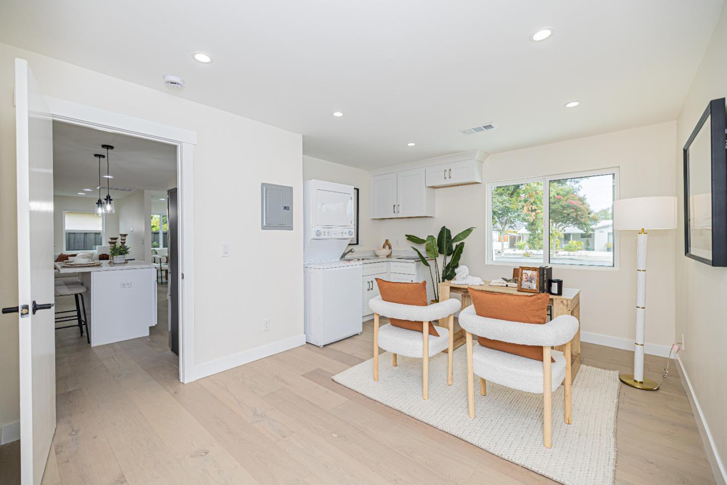 2516 Parkland Court