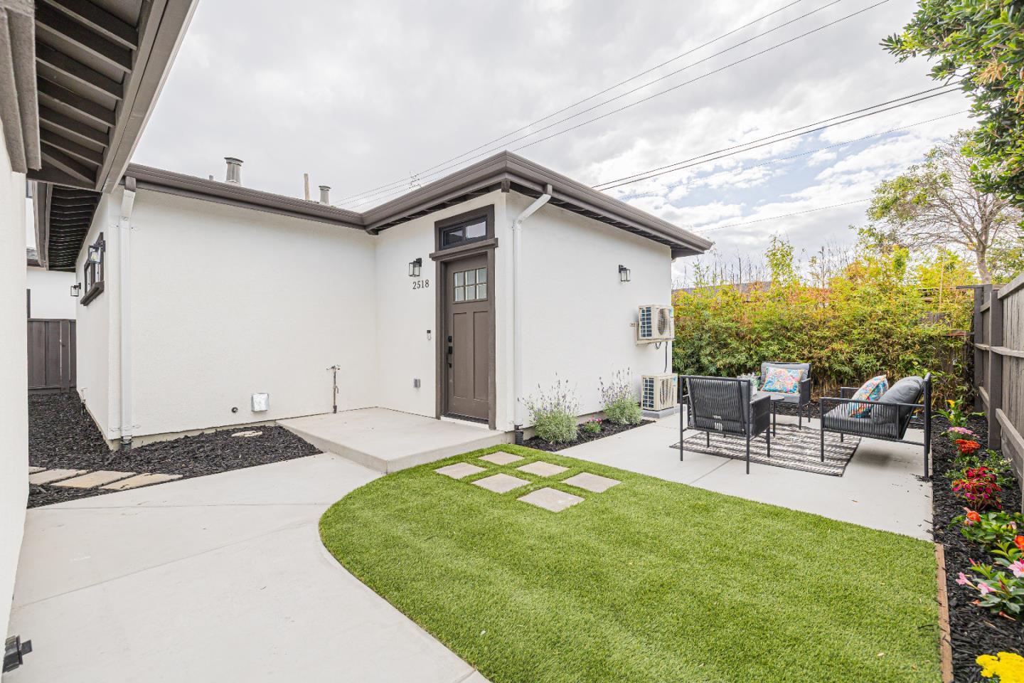 2516 Parkland Court