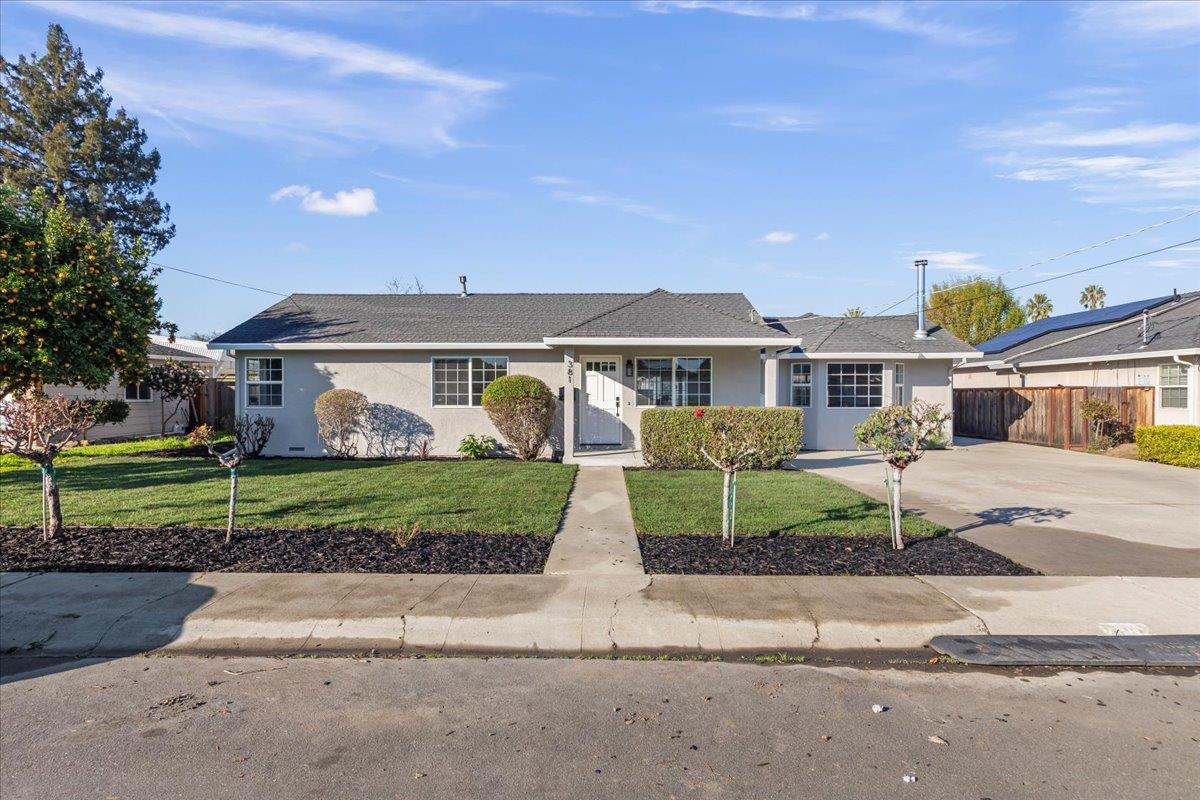 381 Fenley Avenue