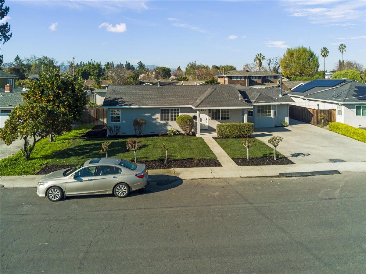 381 Fenley Avenue