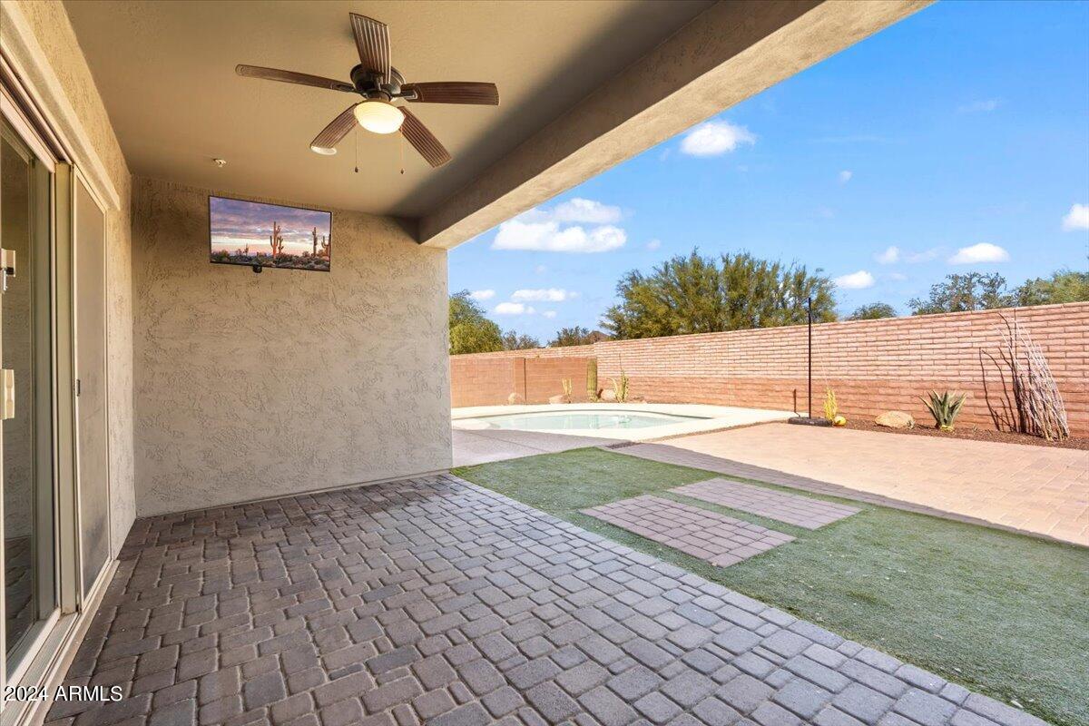 11856 W LONE TREE Trail