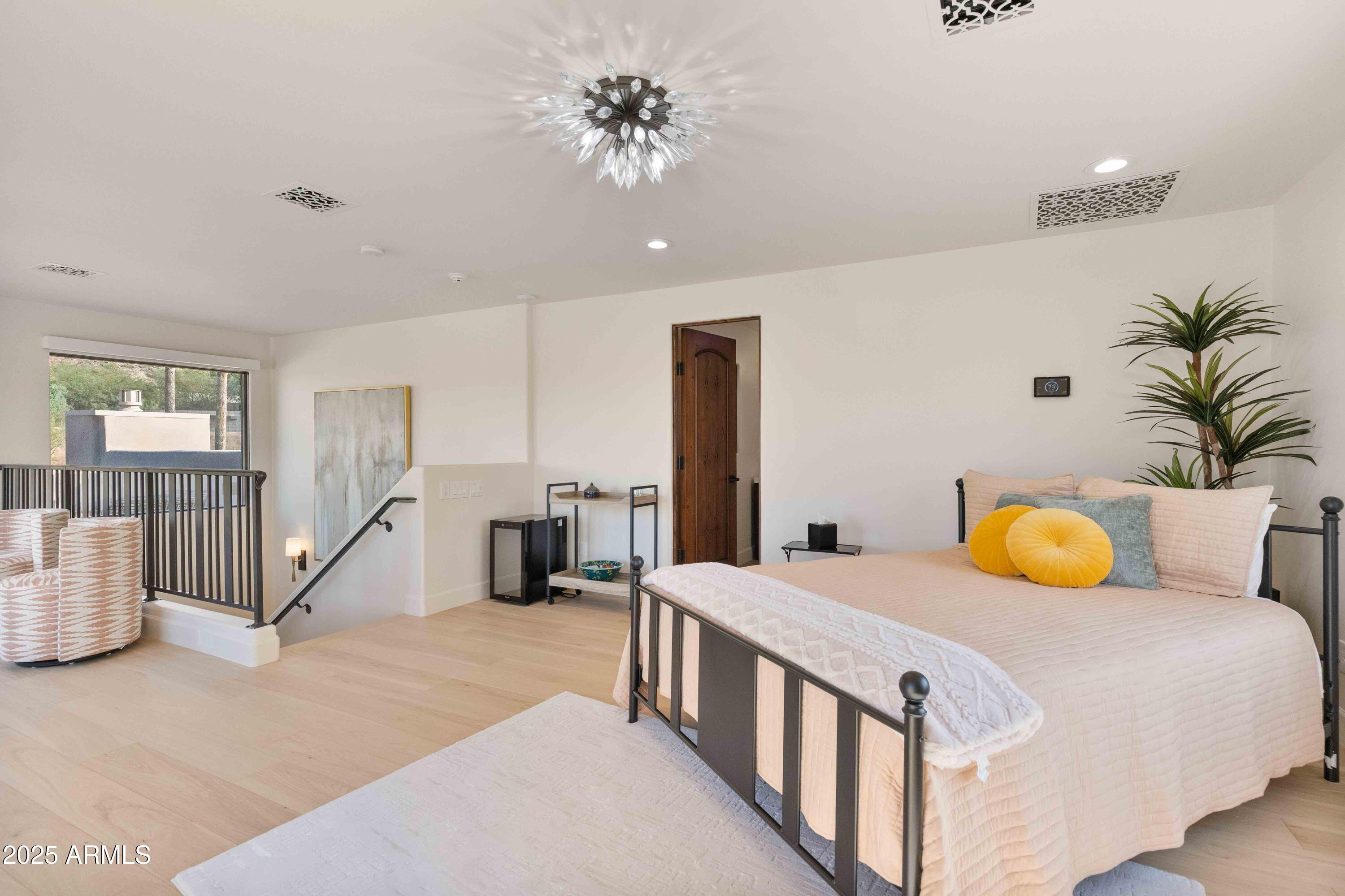 5984 N ECHO CANYON Drive