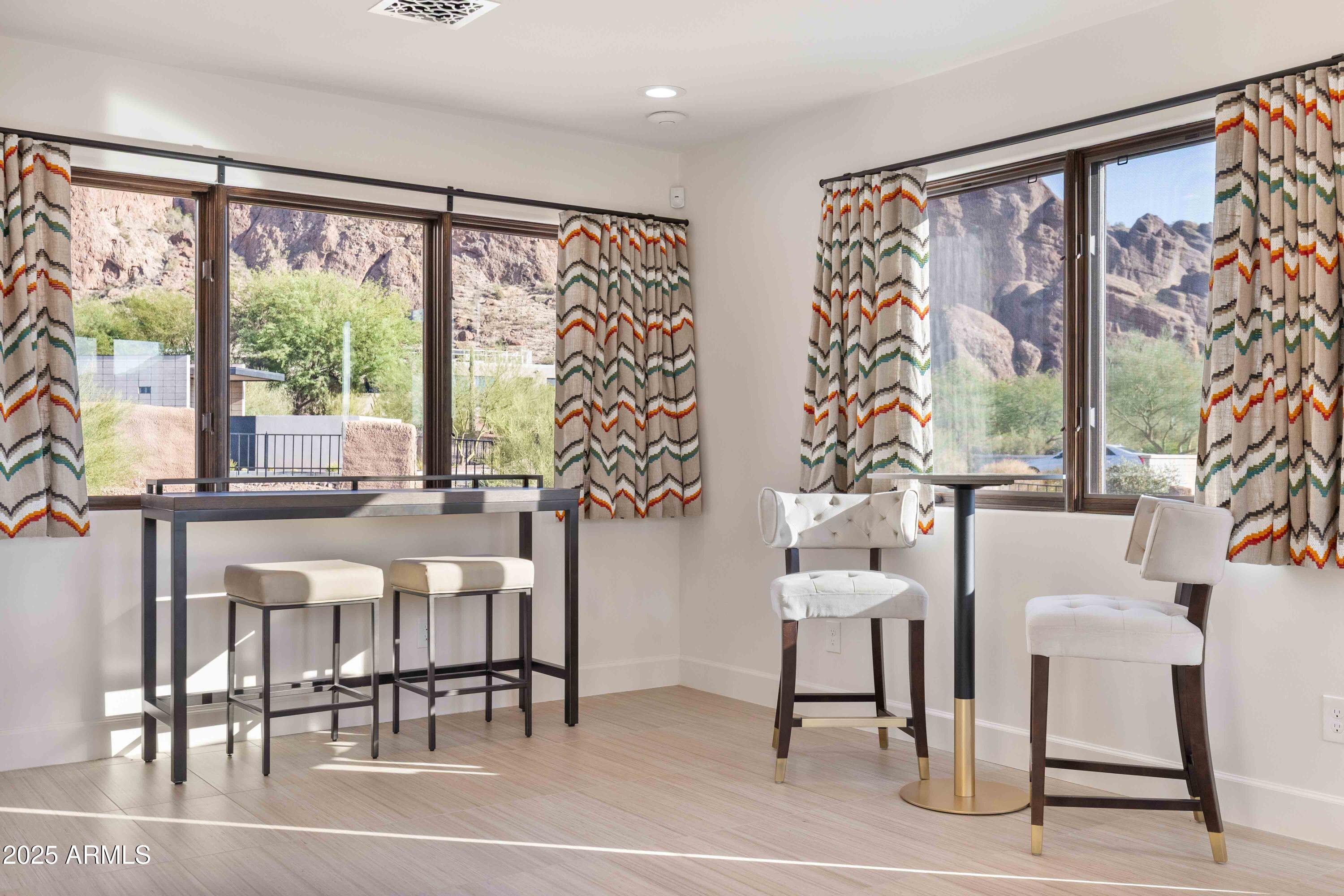 5984 N ECHO CANYON Drive