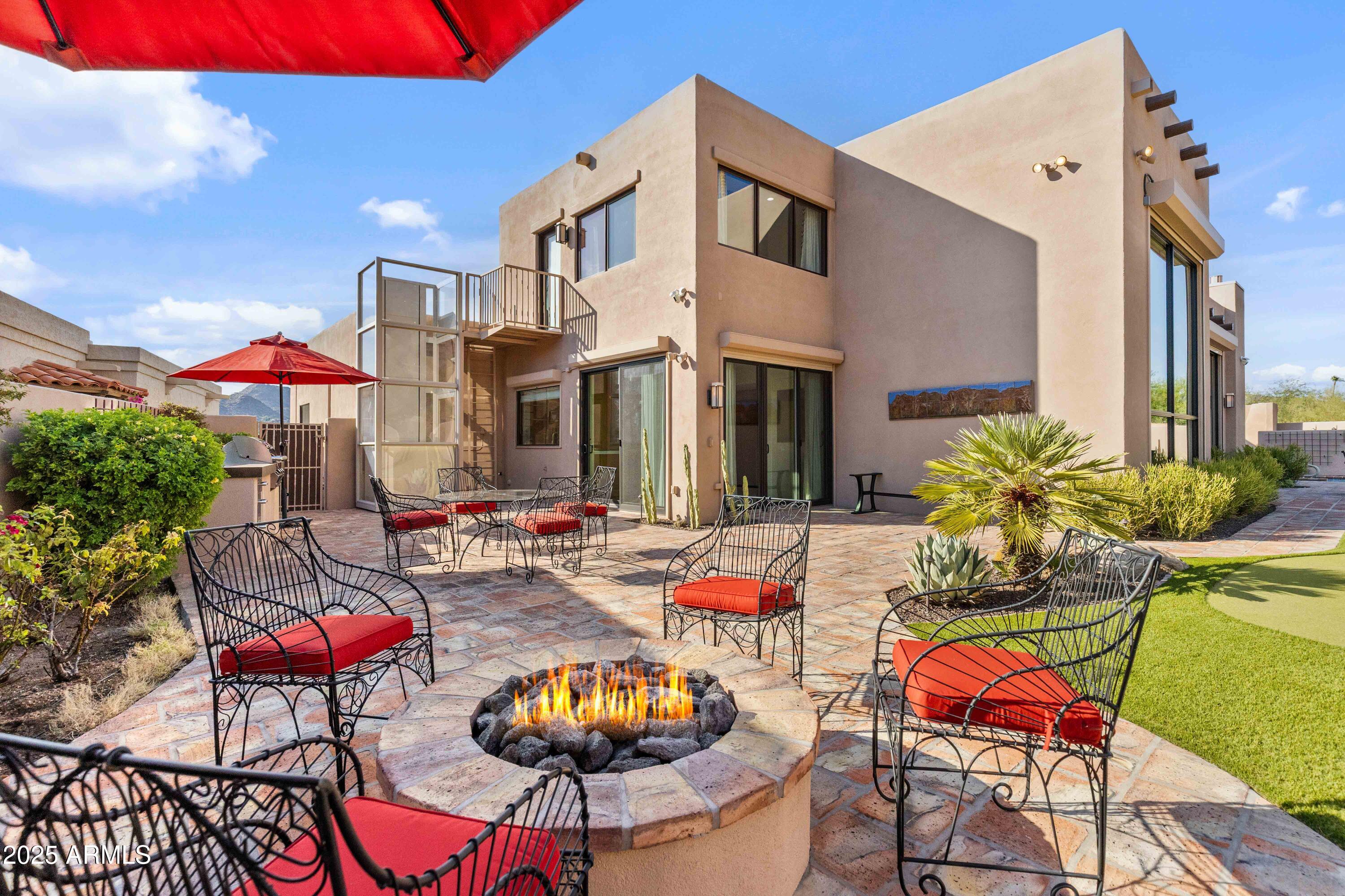 5984 N ECHO CANYON Drive