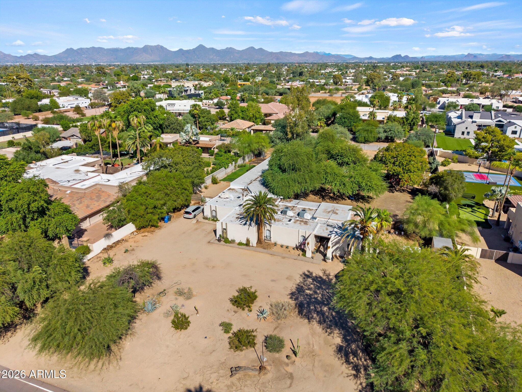 9827 N 56th Street Paradise Valley AZ