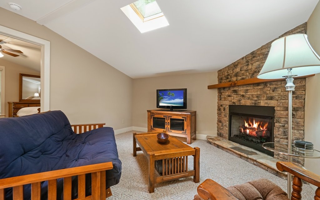 137 Hickory Lane