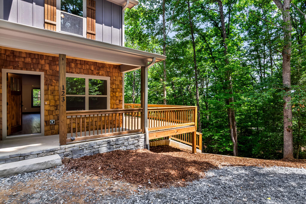 123 Pamela Court