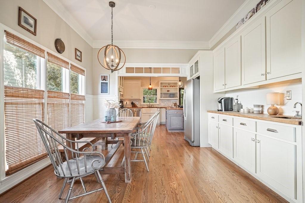 1912 Wilkenson Crossing