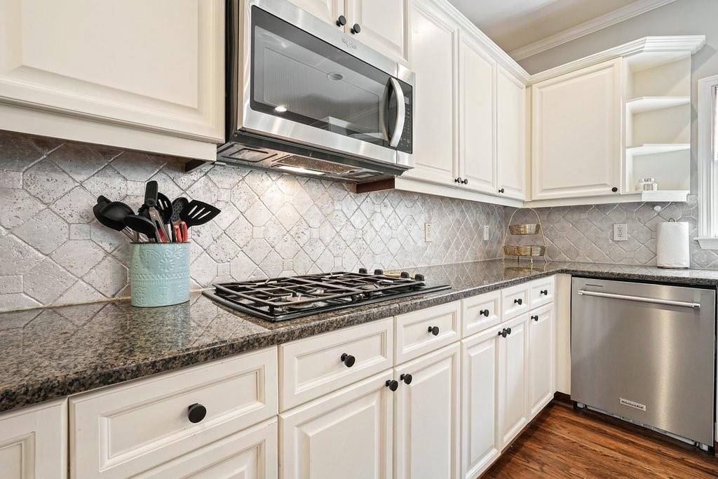 603 Redcoat Circle
