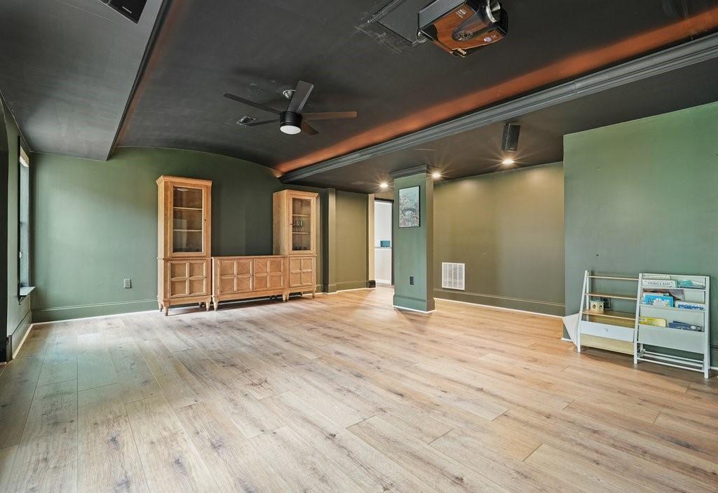 603 Redcoat Circle