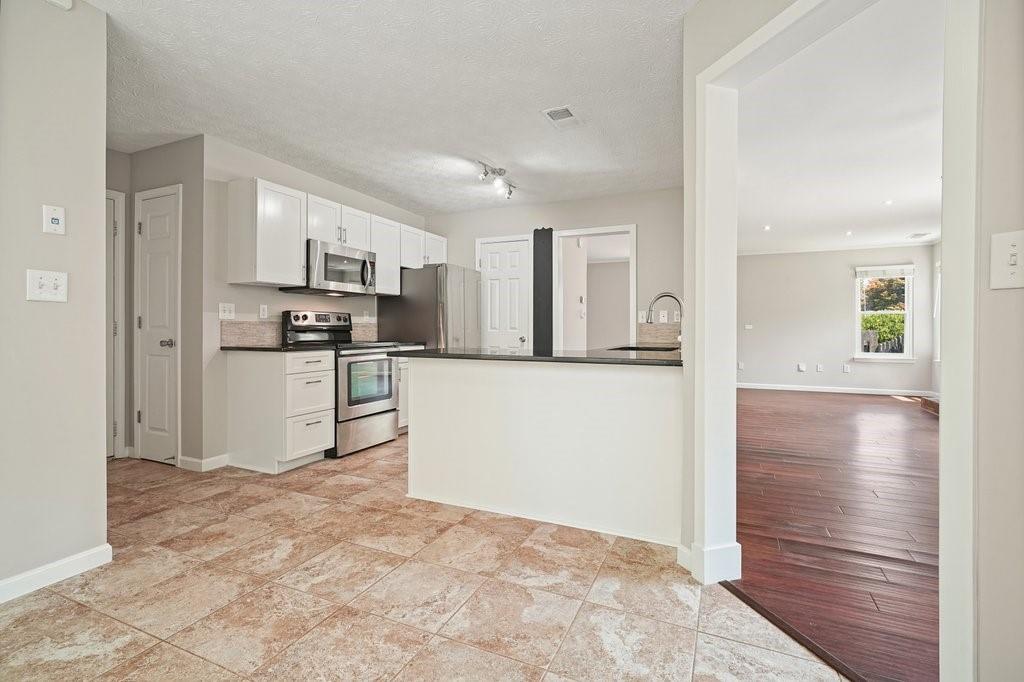 1265 Birchwood Lane