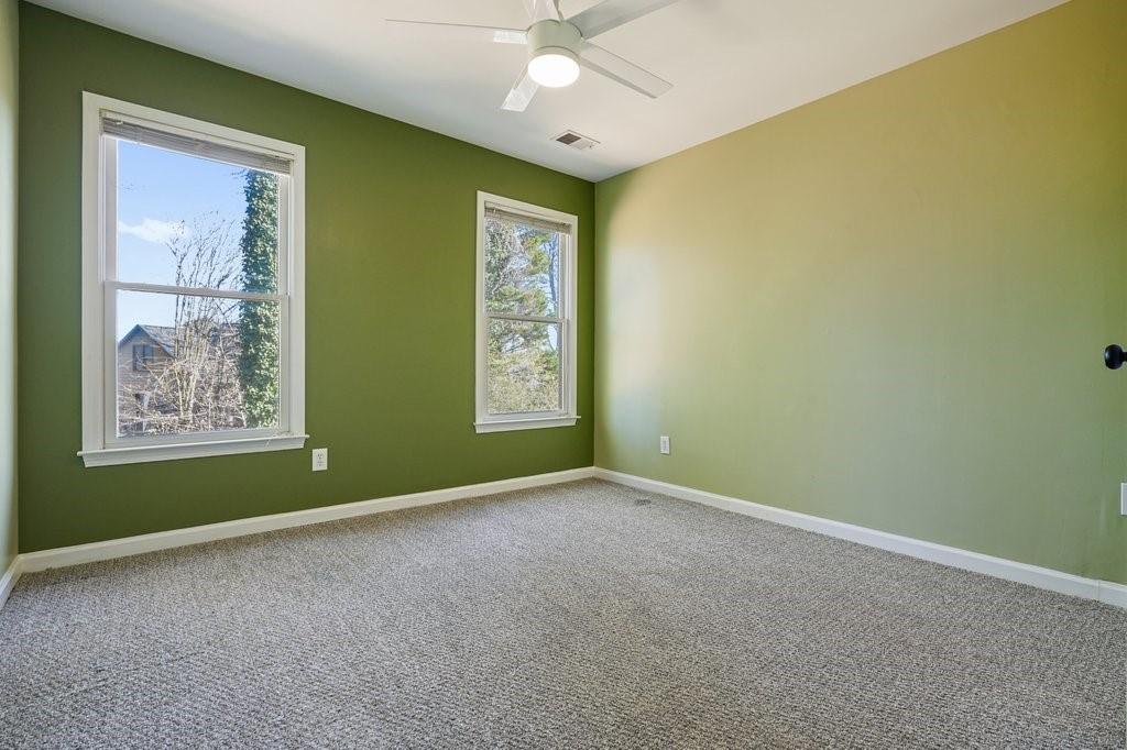 2102 Kendall Close