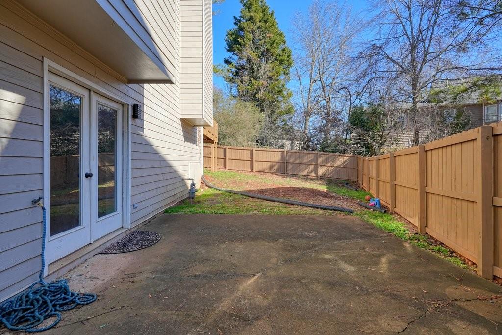 2102 Kendall Close