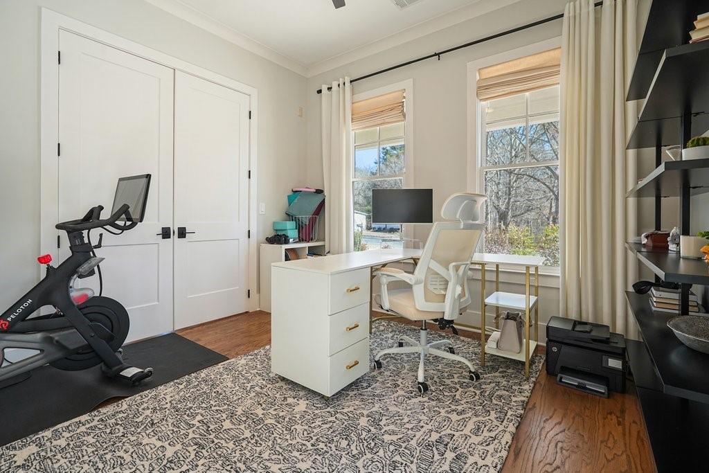 107 Robinhood A Drive