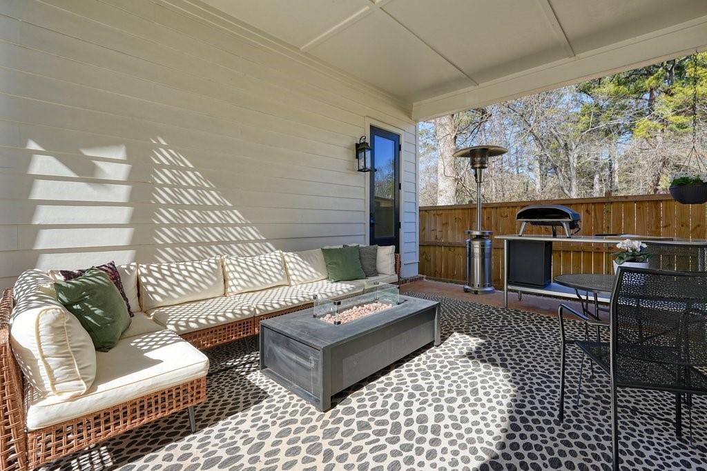 107 Robinhood A Drive