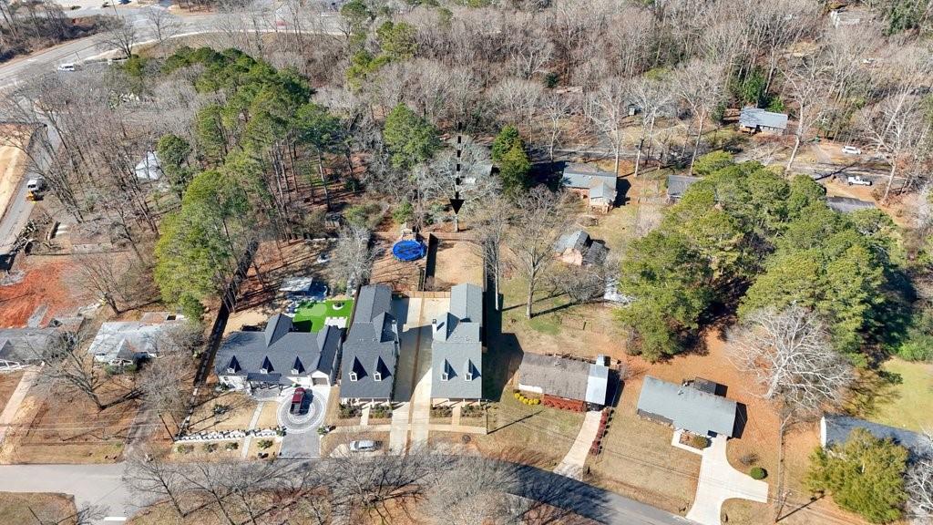 107 Robinhood A Drive