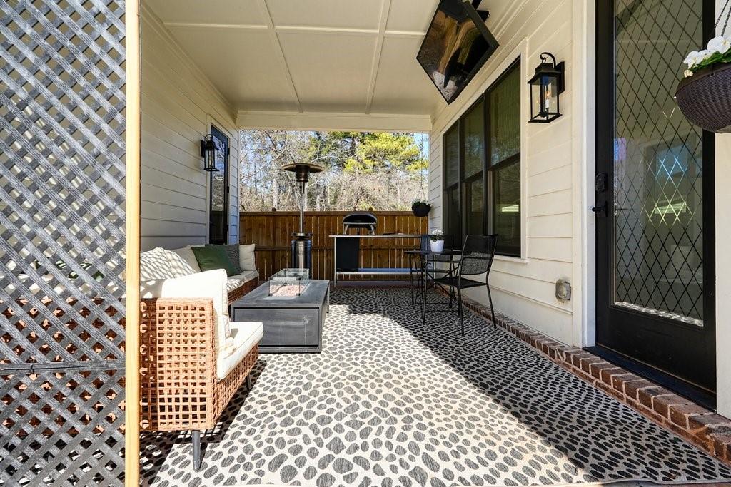 107 Robinhood A Drive