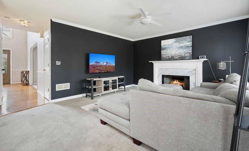 608 Adam Circle