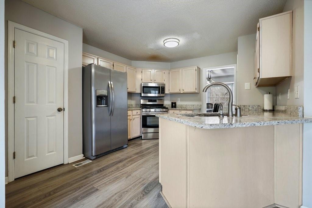 608 Adam Circle