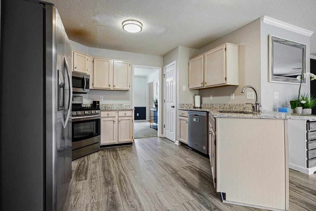 608 Adam Circle