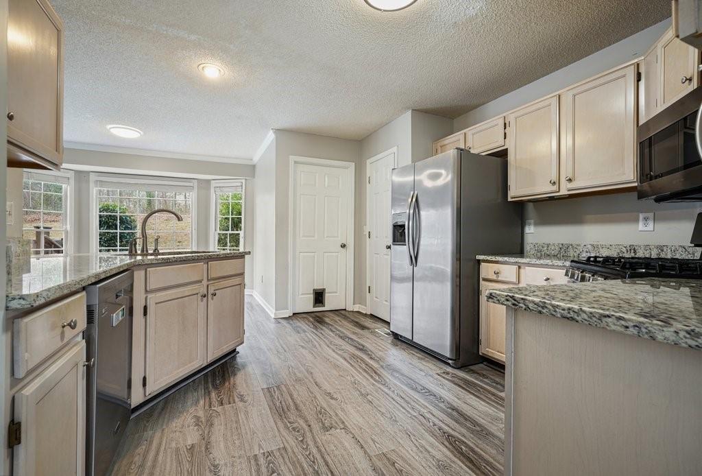 608 Adam Circle