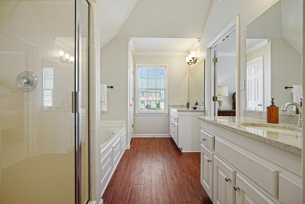 2564 Chestea Drive NE