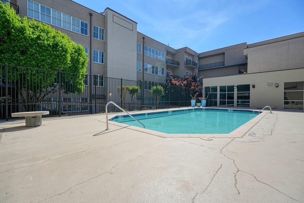 384 Ralph Mcgill Boulevard NE Unit 301
