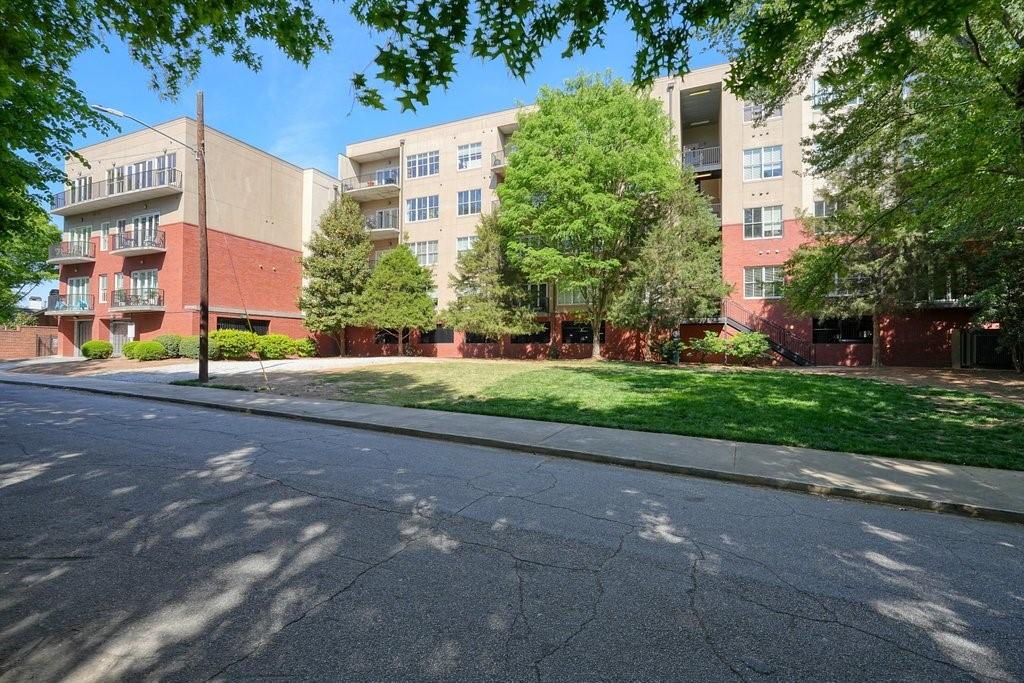 384 Ralph Mcgill Boulevard NE Unit 301