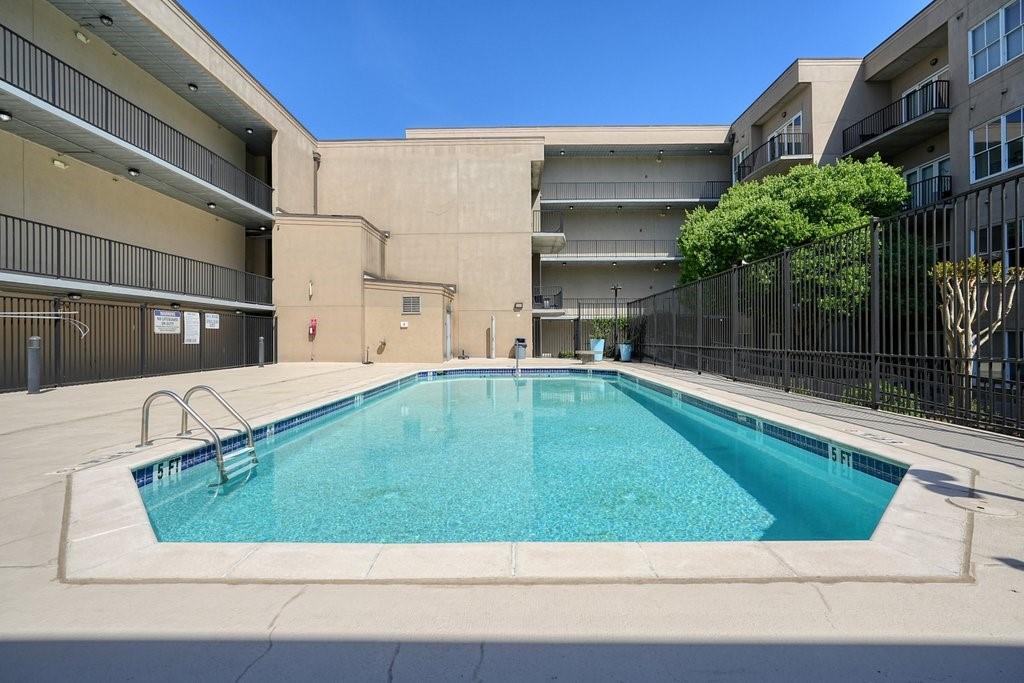 384 Ralph Mcgill Boulevard NE Unit 301
