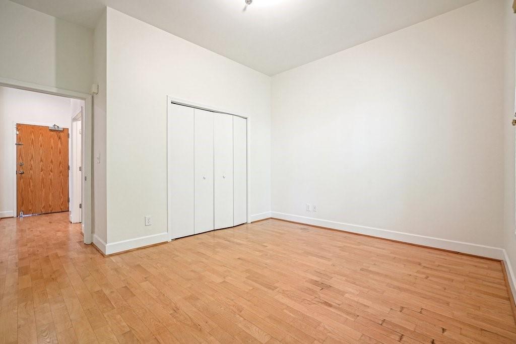 384 Ralph Mcgill Boulevard NE Unit 301