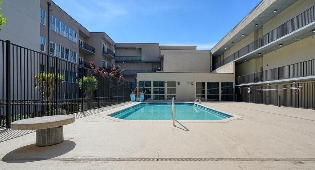 384 Ralph Mcgill Boulevard NE Unit 301