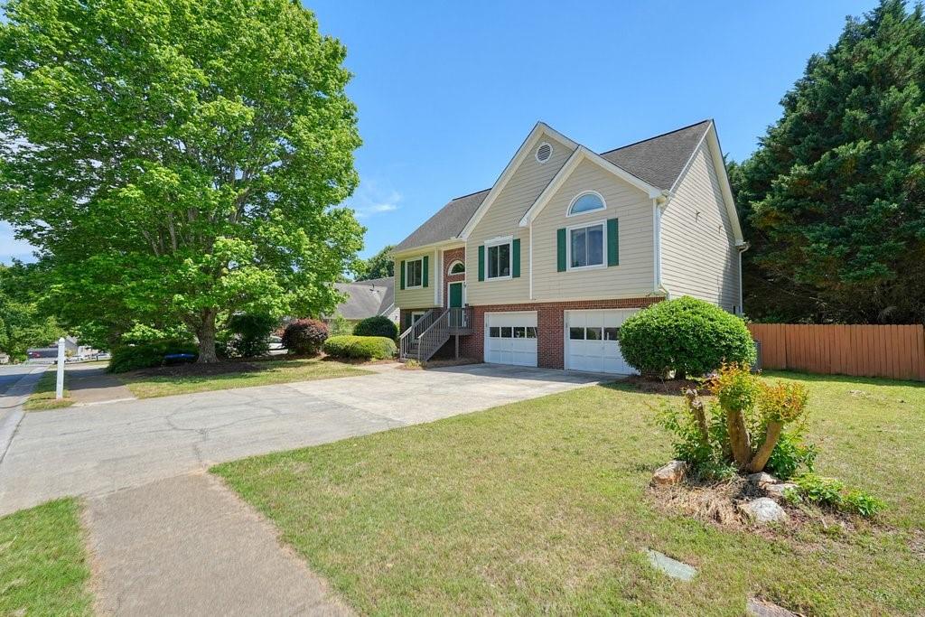 2885 Cressington Bend NW