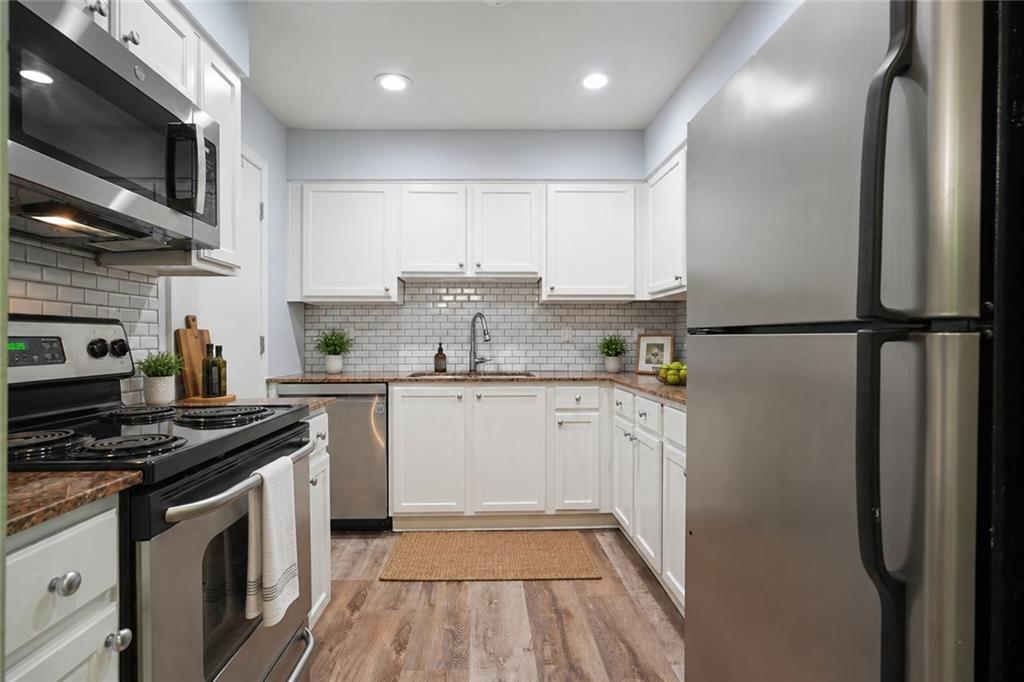 3180 Seven Pines Court Unit 101