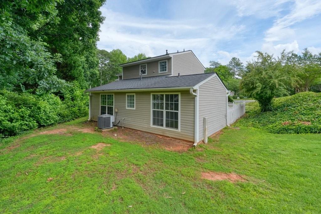 551 Summit Lane SW