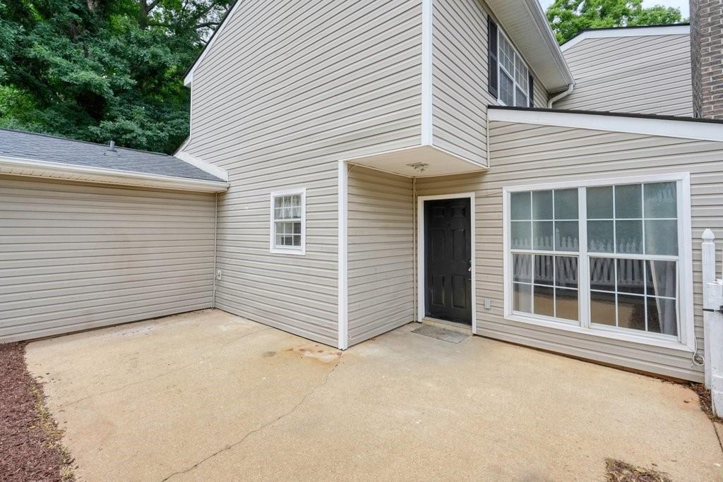 551 Summit Lane SW