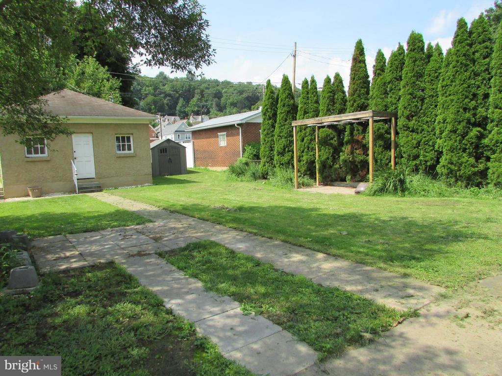 1207 LOGAN AVENUE