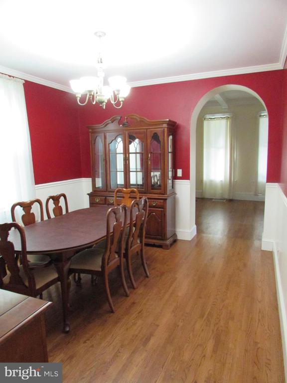 1207 LOGAN AVENUE