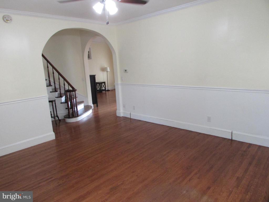 1207 LOGAN AVENUE