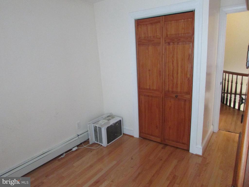 1207 LOGAN AVENUE