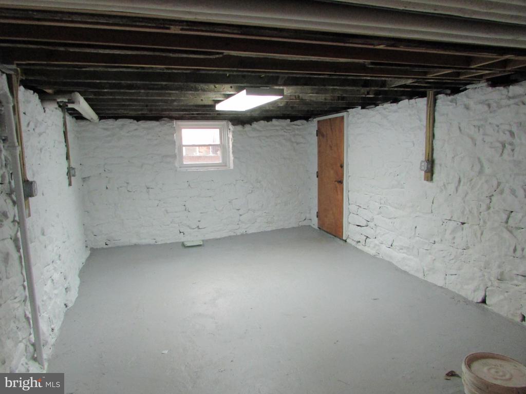 1207 LOGAN AVENUE