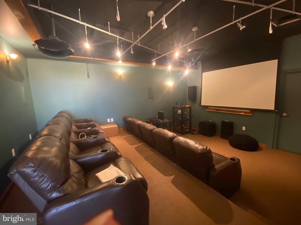2171 SANDY DRIVE