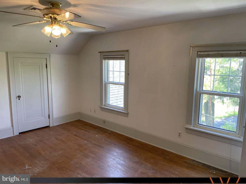 200 HOUSERVILLE ROAD