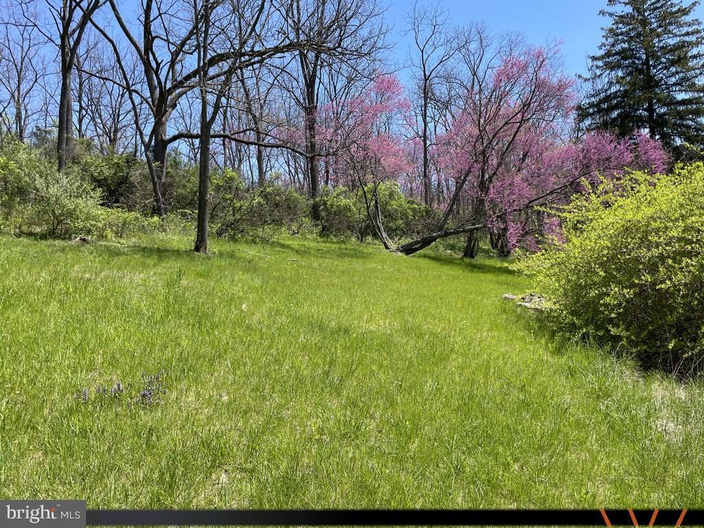 200 HOUSERVILLE ROAD