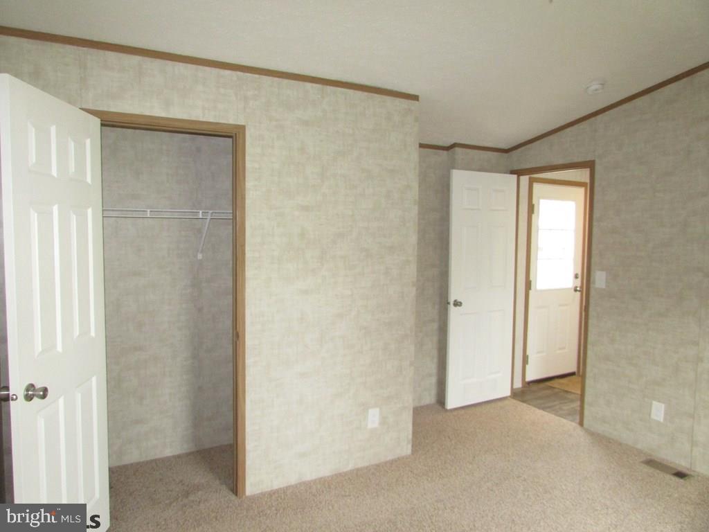 382 HAWK LANE