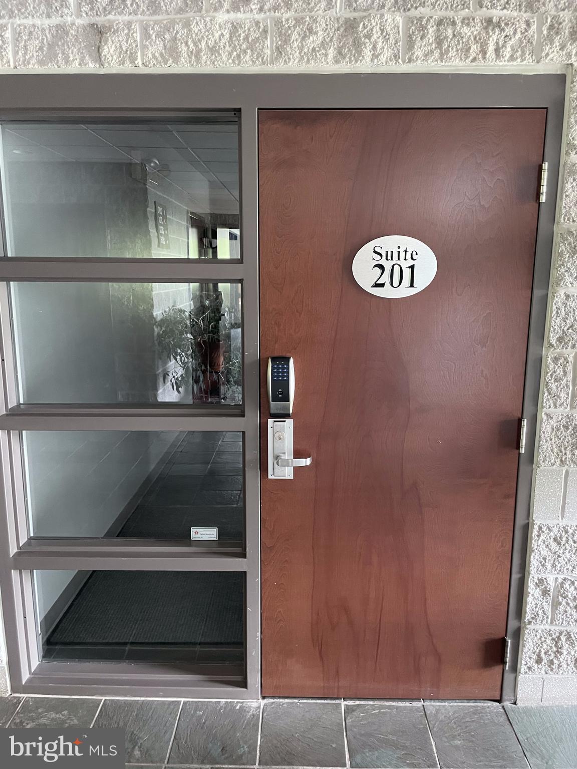 2013 SANDY DRIVE 201