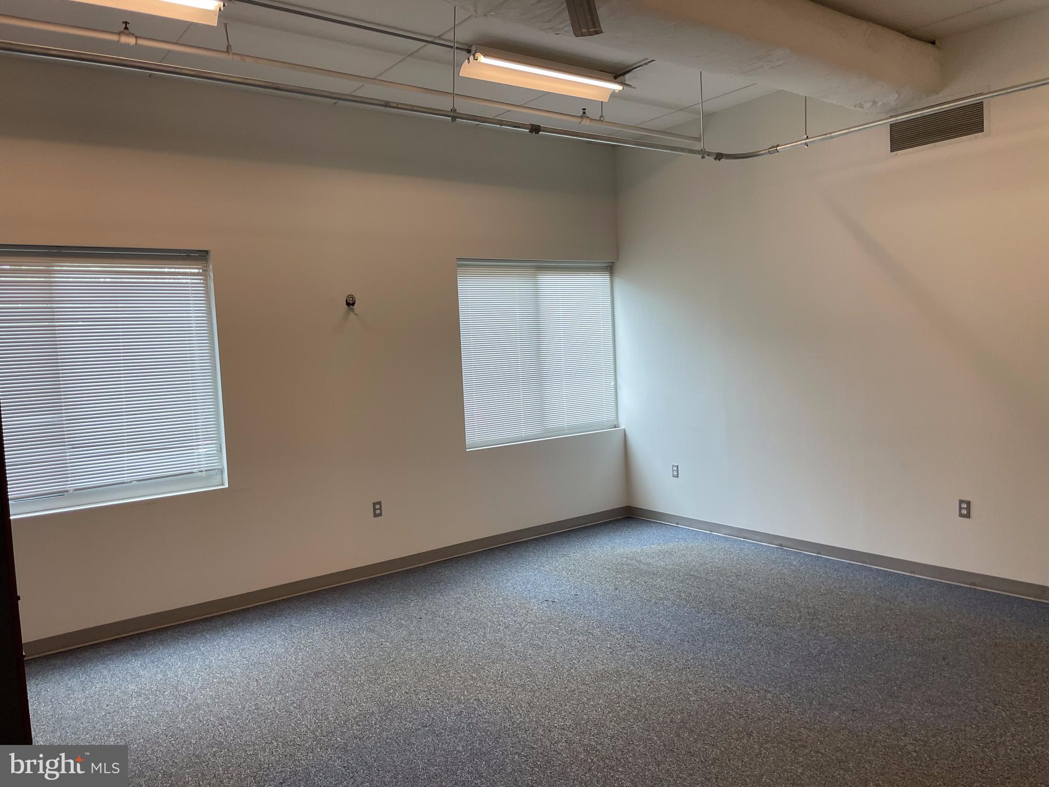 2013 SANDY DRIVE 105