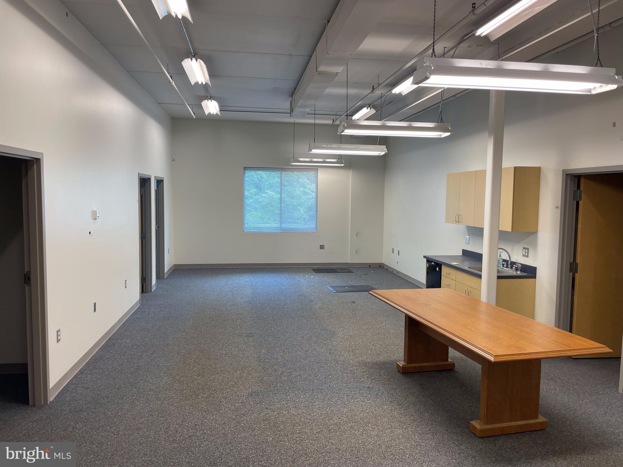 2013 SANDY DRIVE 105