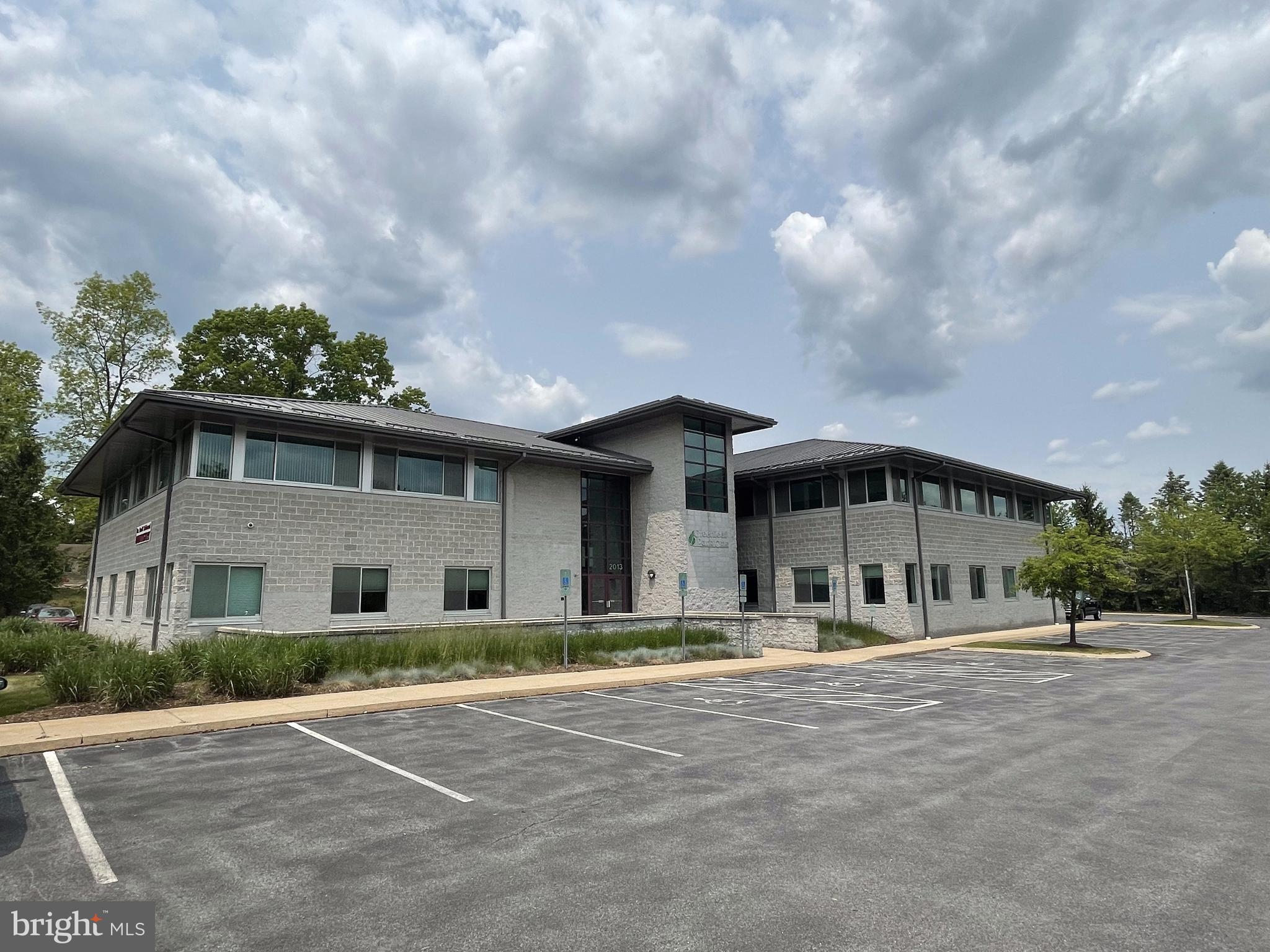 2013 SANDY DRIVE 105