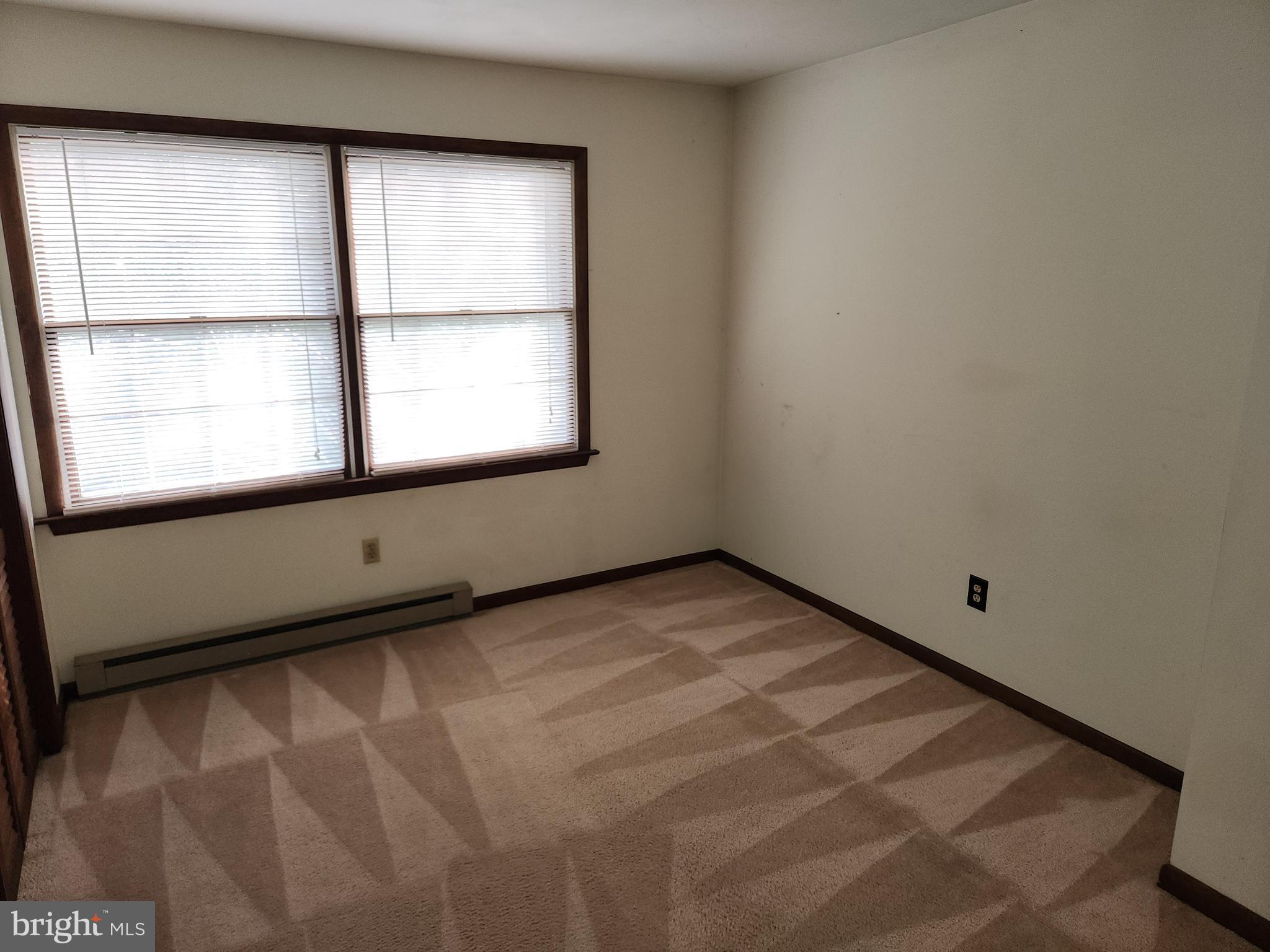 1172 SMITHFIELD CIRCLE